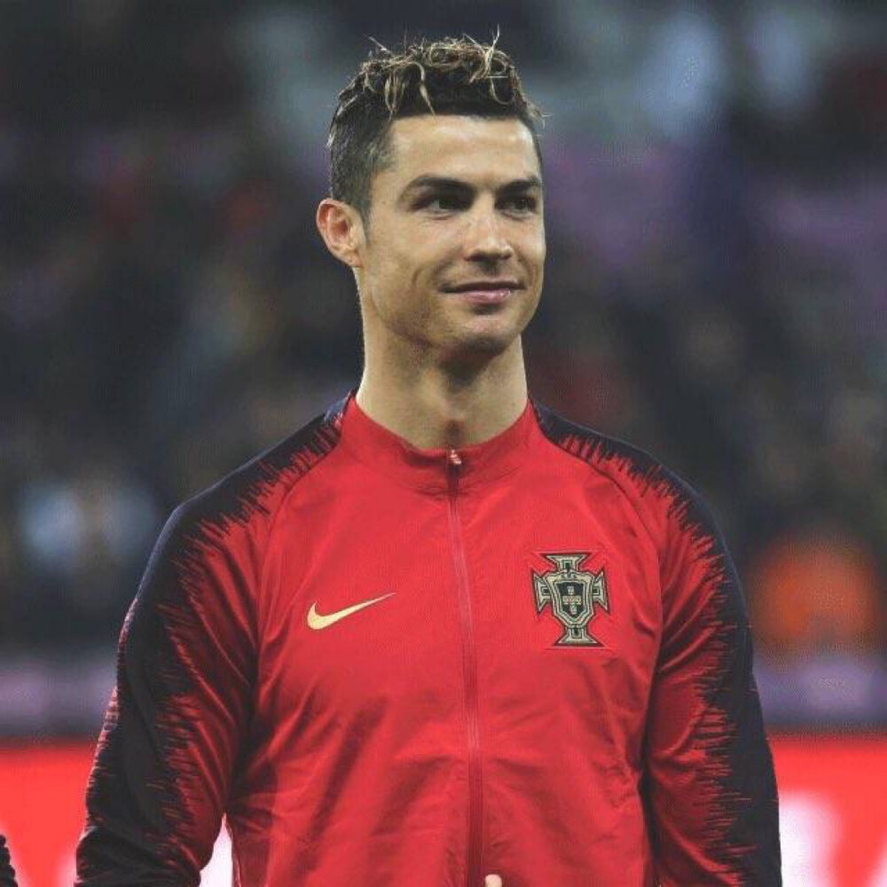 中甲大结局：辽宁铁人与重庆铜梁龙升入中超，广州豹冲超失败（中甲收官：辽宁铁人、重庆铜梁龙挺进中超，广州豹冲超折戟）