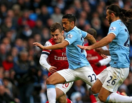 翻修球场，“连滚带爬”为的是“从从容容”（修缮球场：当下的“连滚带爬”，只为明日的“从容不迫”）