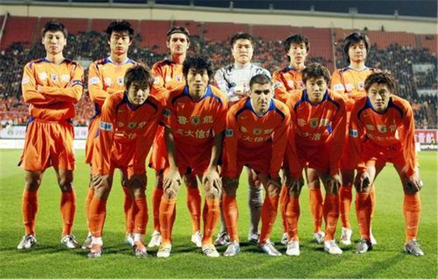 足球报：青岛海牛外援兰克尔-泽的个人操守确实存在问题（足球报：青岛海牛外援兰克尔-泽个人操守遭质疑）