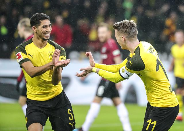 欧文快攻上篮制胜（欧文快下上篮锁定胜局）