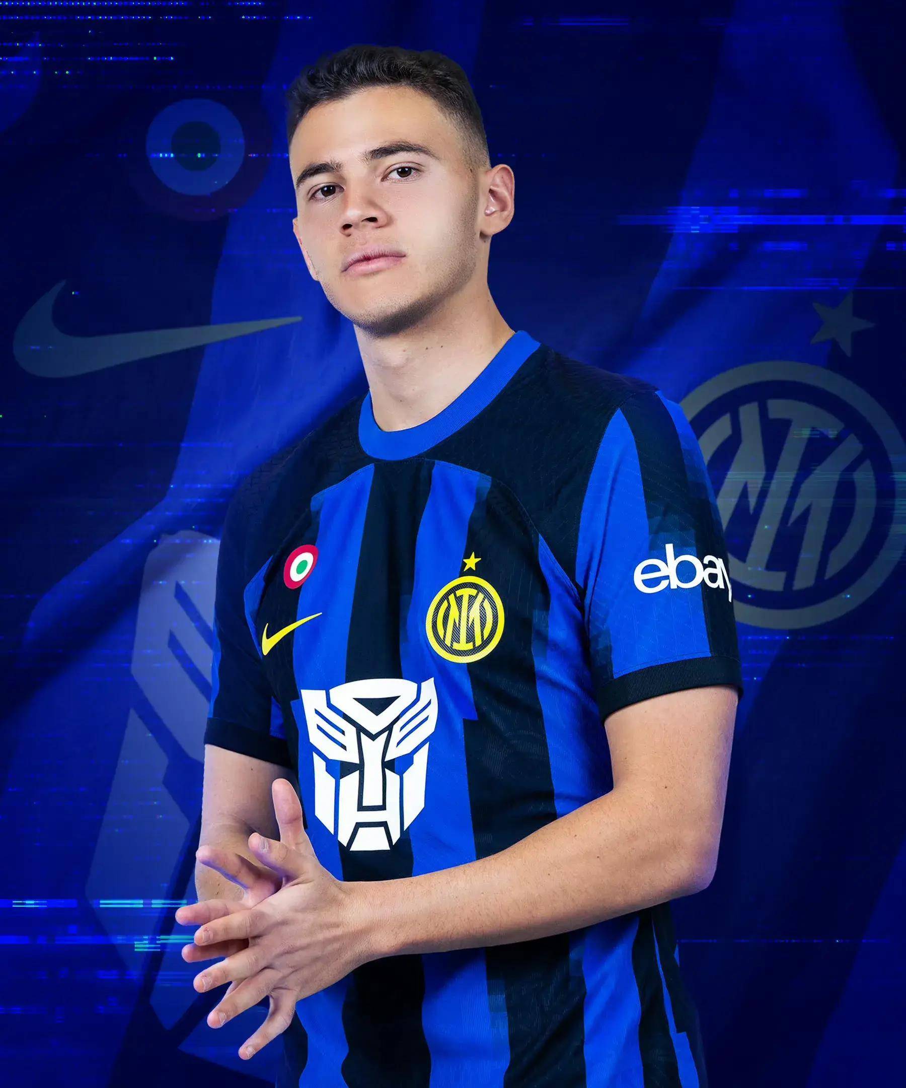 中超转会市场：广州队签下新前锋,（广州队签约锋线新援，中超转会再添焦点）