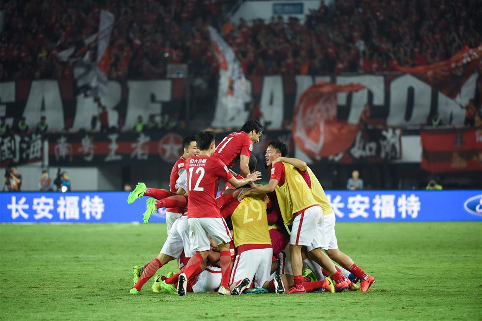 球队防守端硬度提升，连场零封对手（防线愈发稳固，已实现连场零封）