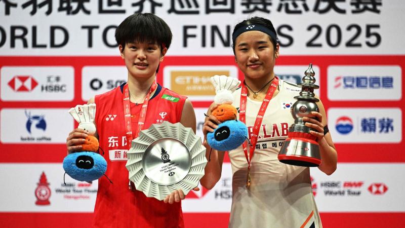 前热火助教爆料莱利曾威胁某超级球星：宁可以交易你也不解雇他（前热火助教称莱利曾放话给某超级球星：宁可把你交易走也不解雇他）