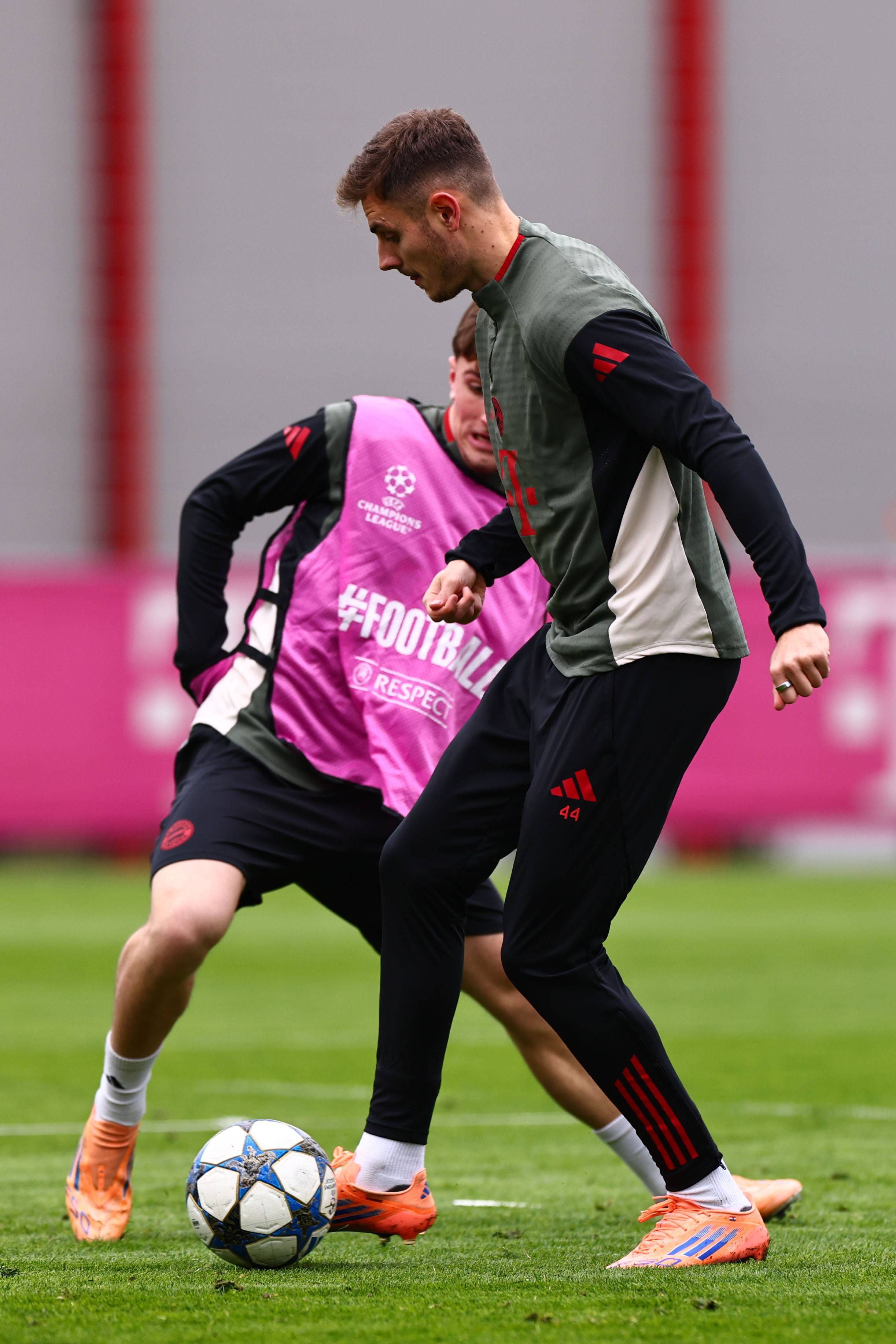 2平5负，皇马从未在欧战客场战胜希腊球队（欧战作客希腊，皇马仍无胜绩：2平5负）