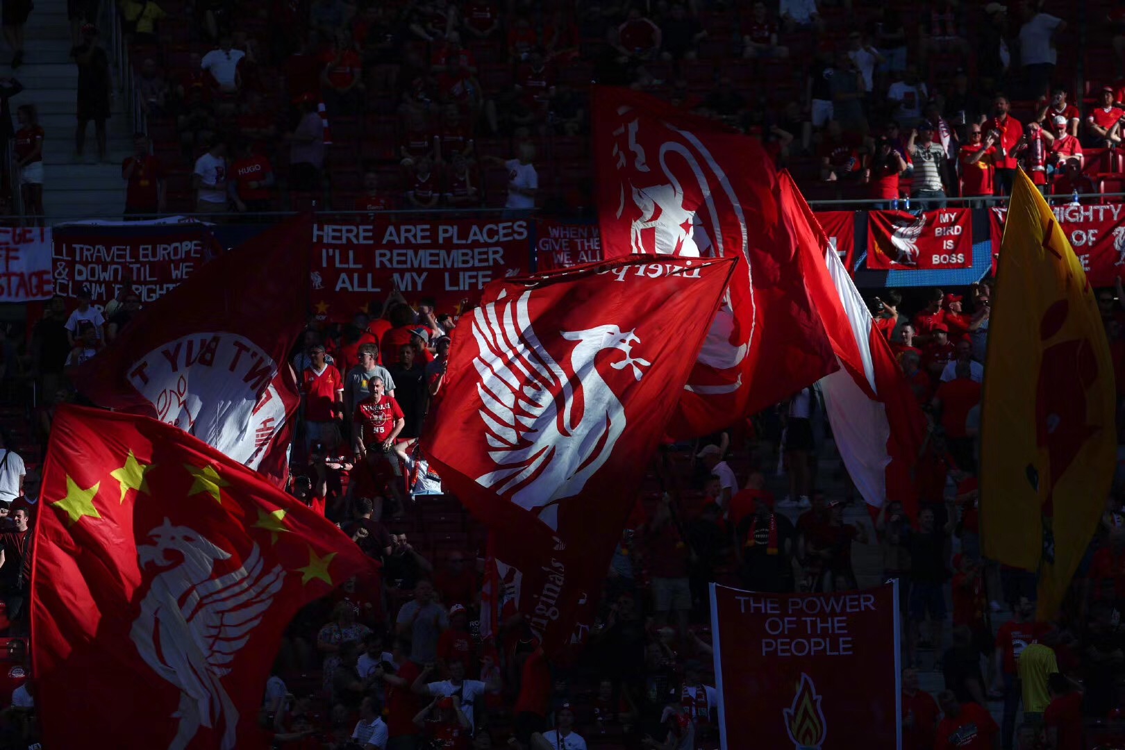 门兴格拉德巴赫vs科隆：诺伊豪斯、尼科-埃尔维迪首发，比尔特、卡明斯基出战（门兴格拉德巴赫对阵科隆：诺伊豪斯、尼科-埃尔维迪先发，比尔特、卡明斯基出场）