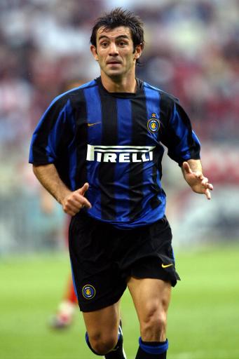 官方：皇家奥维耶多宣布新帅，乌拉圭人阿尔马达执教到赛季末（皇家奥维耶多官宣：乌拉圭教头阿尔马达上任，执教至赛季末）